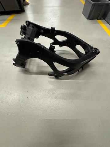 Frame R6 rj05 / rj09. Met kenteken. beschikbaar voor biedingen