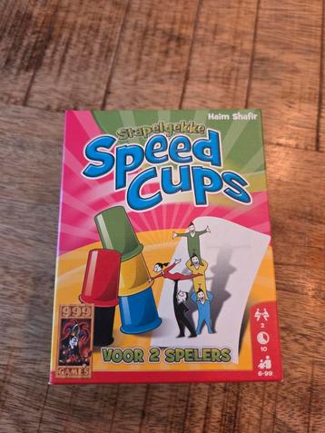 Stapelgekke Speed Cups - Leuk spel! beschikbaar voor biedingen