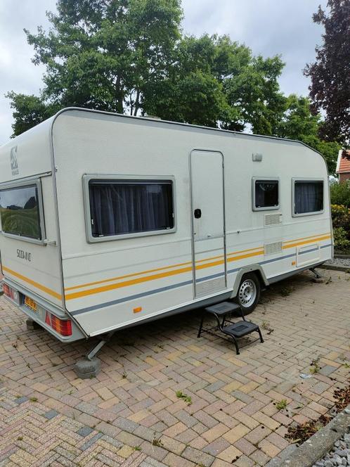 knaus sudwind, Caravans en Kamperen, Caravans, Particulier, tot en met 4, 750 - 1000 kg, Rondzit, Knaus, Dwarsbed, Vast bed, 5 tot 6 meter