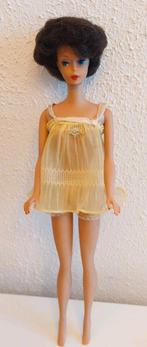 Vintage Barbie 1961 raven black bubble cut, Verzamelen, Poppen, Ophalen of Verzenden, Gebruikt