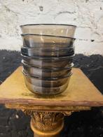 Set 6 vintage schaaltjes Arcoroc France rookglas nieuwstaat, Ophalen of Verzenden, Overige stijlen, Glas, Schaal of Schalen