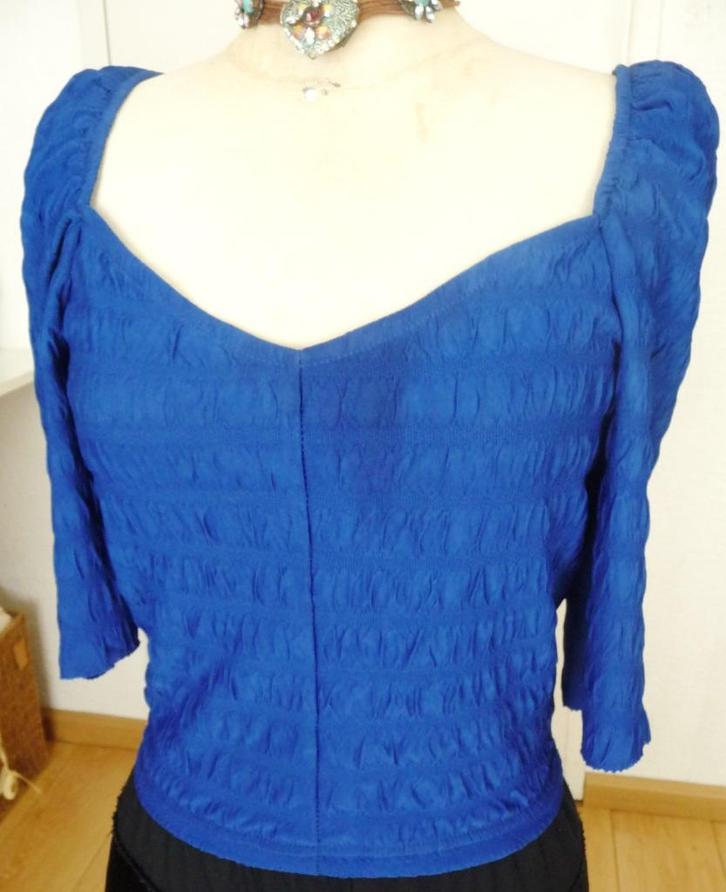 prachtige en chique blauwe top, Kleding | Dames, Tops, Nieuw, Maat 36 (S), Blauw, Lange mouw, Ophalen