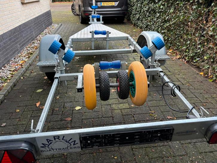 500kg recente Marlin boottrailer, Watersport en Boten, Boottrailers, Zo goed als nieuw, Sloepentrailer, Minder dan 1500 kg, Minder dan 6 meter