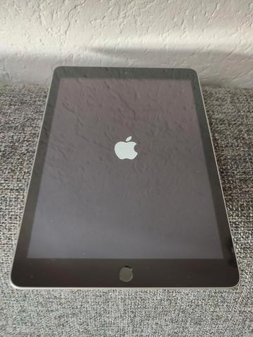Apple Ipad A1822 beschikbaar voor biedingen