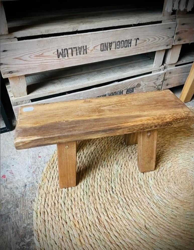 Teak houten vensterbank krukje, Huis en Inrichting, Krukjes, Ophalen, -, -, Nieuw