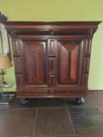 Antieke kast, Antiek en Kunst, Ophalen of Verzenden