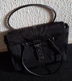 Dames Targus laptoptas met veel vakjes, Computers en Software, Laptoptassen, Ophalen of Verzenden, 17 inch of meer, Gebruikt, Schoudertas