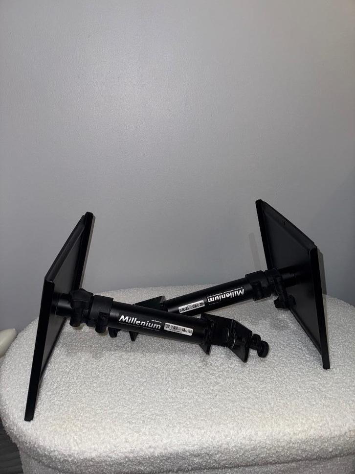 Millenium Desktop Monitor Stands (set van 2), Audio, Tv en Foto, Overige Audio, Tv en Foto, Zo goed als nieuw, Ophalen
