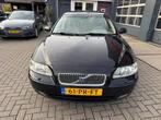 Volvo V70 2.4 Momentum / YOUNGTIMER / Leder / Carplay / Navi, Auto's, Volvo, Voorwielaandrijving, Stoelverwarming, Beige, Zwart