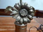 Vintage metalen lamp met 3 bloemen, Antiek en Kunst, Antiek | Lampen, Ophalen of Verzenden