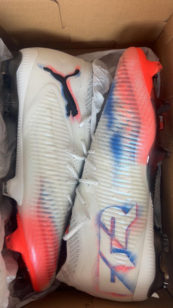 Puma voetbalschoenen, Maat XS of kleiner, Ophalen, Zo goed als nieuw, Schoenen