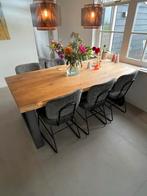 Massief eikenhouten eettafel met metalen onderstel, Huis en Inrichting, Tafels | Eettafels, Ophalen, 100 tot 150 cm, Eikenhout