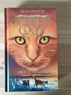 Boek Hardcover - Warrior Cats - Boek 1 Het Zonnepad, Boeken, Fantasy, Ophalen of Verzenden, Zo goed als nieuw