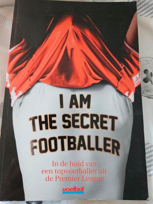 I am the secret footballer, Boeken, Sportboeken, Zo goed als nieuw, Balsport, Ophalen of Verzenden