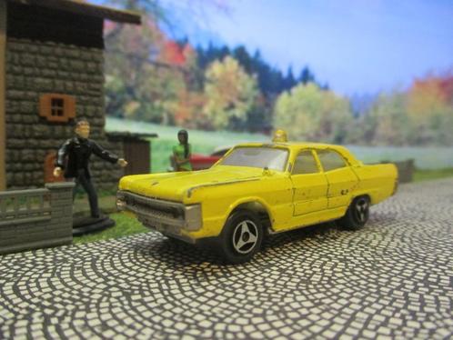 1:70 1970 Plymouth Fury TAXI - Majorette geel, Hobby en Vrije tijd, Modelauto's | Overige schalen, Gebruikt, Verzenden
