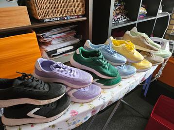 7 paar kleurrijke gympen maat 39 beschikbaar voor biedingen