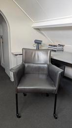 twee leren stoelen met wieltjes, Huis en Inrichting, Stoelen, Ophalen, Gebruikt, Twee