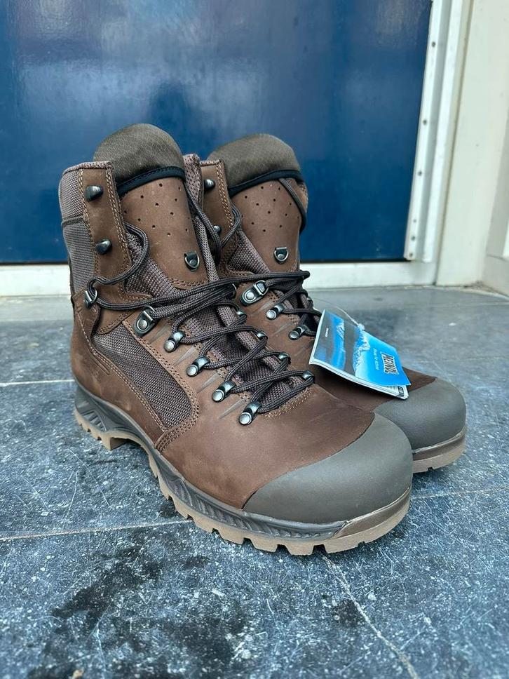 Meindl Kampfschuh Leicht – Nieuw met kaartje – maat 46, Sport en Fitness, Bergsport en Wandelen, Zo goed als nieuw, Schoenen, Ophalen of Verzenden