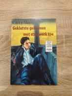 Geklutste geheimen met strafwerk toe, Ophalen of Verzenden, Gelezen