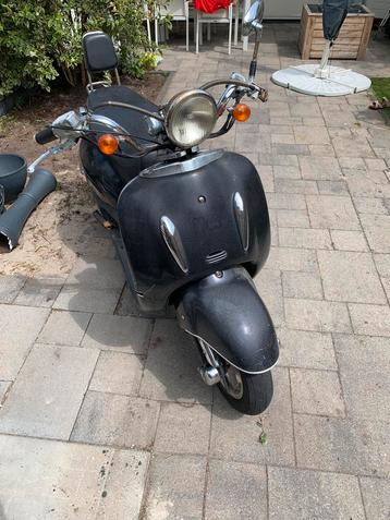 Scooter, Opknapper, Brommer, Bromfiets beschikbaar voor biedingen