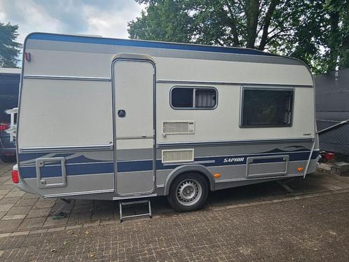 Fendt caravan type 420QF, Caravans en Kamperen, Caravans, Particulier, tot en met 4, 750 - 1000 kg, Treinzit, Fendt, Dwarsbed