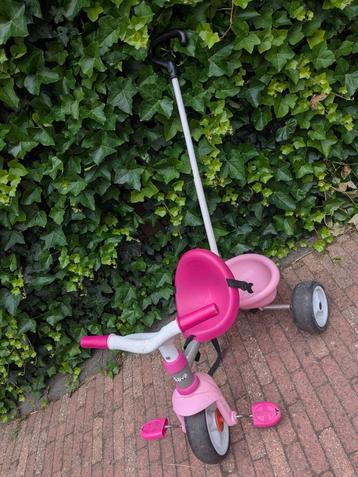 Leuke roze Smobey driewieler  beschikbaar voor biedingen