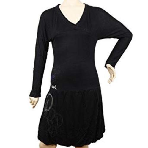 Prachtige zwarte DESIGUAL jurk met lange mouw maat L., Kleding | Dames, Jurken, Zo goed als nieuw, Maat 42/44 (L), Zwart, Knielengte
