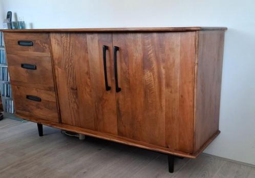 Dressoir Livingfurn Elias, mangohout, Huis en Inrichting, Kasten | Dressoirs, Zo goed als nieuw, 150 tot 200 cm, 25 tot 50 cm