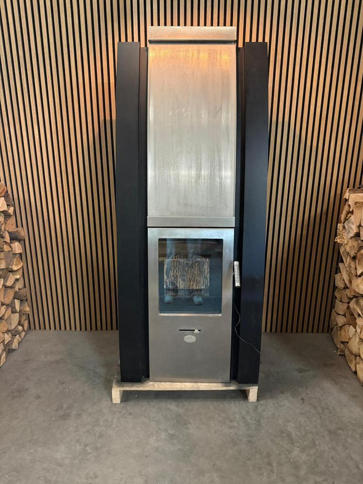 25179 Design kachel water & vuur, Huis en Inrichting, Kachels, Gebruikt, Vrijstaand, Houtkachel, Hout, Ophalen
