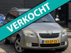 Skoda Fabia Combi 1.6-16V Sport|Airco|Trekhaak|Cruise, Voorwielaandrijving, 450 kg, Gebruikt, Zwart