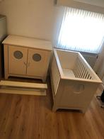 Babykamer met ledikant, commode en wandplank, Ophalen, Gebruikt, Jongetje of Meisje