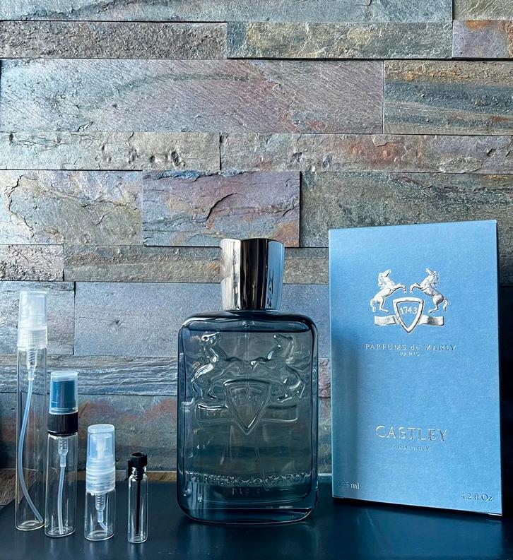 Parfums de Marly Castley sample, Sieraden, Tassen en Uiterlijk, Uiterlijk | Parfum, Zo goed als nieuw, Ophalen of Verzenden