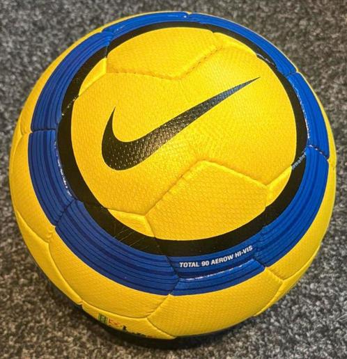 Nike T90 Aerow Total, Sport en Fitness, Voetbal, Bal, Maat L, Ophalen of Verzenden