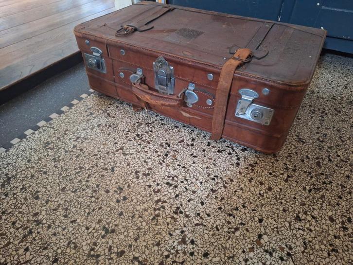Vintage Lederen Koffer - Oldtimer Stijl, Antiek en Kunst, Antiek | Overige Antiek, Ophalen of Verzenden