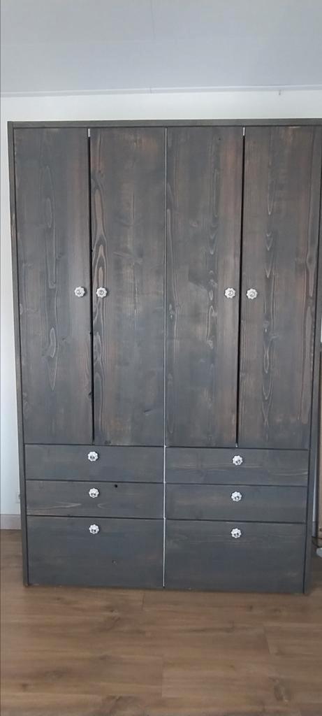 Te koop kledingkast, Huis en Inrichting, Kasten | Kledingkasten, Zo goed als nieuw, 200 cm of meer, 50 tot 75 cm, Ophalen