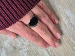 925 zilveren ring met grote onyx, Gebruikt, Ophalen of Verzenden, Kleiner dan 17, Dame