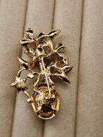 Antiek stijl broche met vaas bloemen., Info@SlatsAntiek.nl, Overige materialen, Vof Slats Antiek, Nieuw