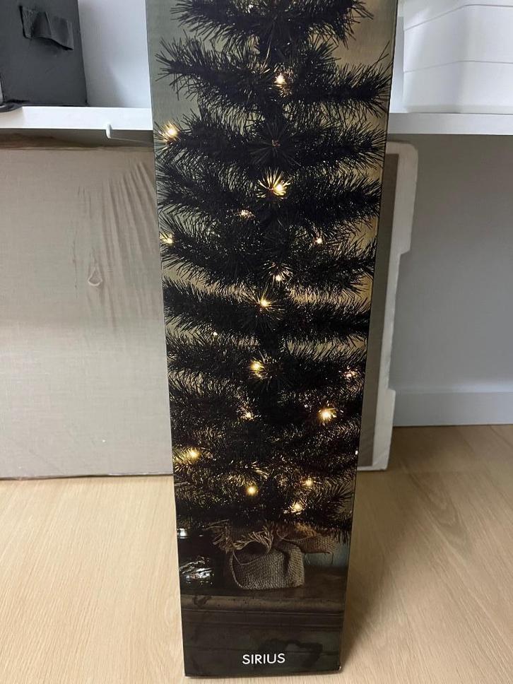 2 stuks Kerstboom Sirius alvin 90 cm, Diversen, Kerst, Zo goed als nieuw, Ophalen