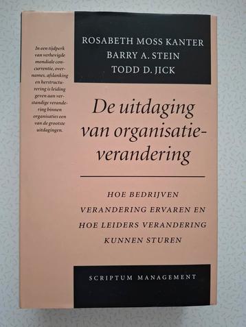 De uitdaging van organisatie verandering beschikbaar voor biedingen