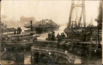 Rotterdam Spoorbrug Koningshaven na ongeluk 1918 FOTOKAART