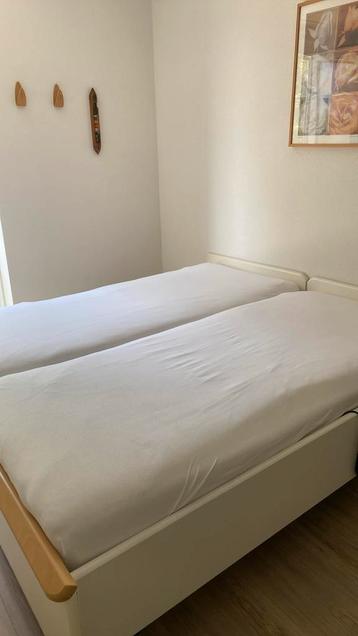 Auping bed incl 1x nachkastje beschikbaar voor biedingen