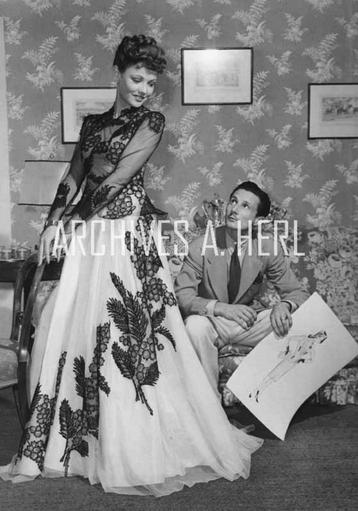 Gene Tierney Designer Oleg Cassini portrait photograph  beschikbaar voor biedingen