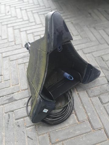 Vijver skimmer type Oase SwimSkim 50 met pomp en filter beschikbaar voor biedingen