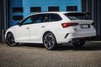 Skoda Octavia Combi 1.4 TSI RS iV PHEV Business GRATIS Aflev, Auto's, Skoda, 12 maanden, Gebruikt, Euro 6, 4 cilinders