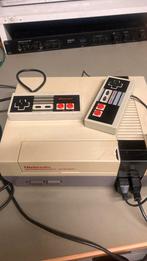 Nintendo NES, Spelcomputers en Games, Spelcomputers | Nintendo NES, Ophalen of Verzenden, Gebruikt, Met 2 controllers