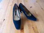 Bally pumps, suede, maat 38,5 tijdloos en elegant!, Kleding | Dames, Schoenen, Ophalen, Zo goed als nieuw, Zwart