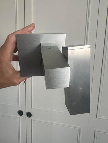 Moderne Metalen Wandlamp beschikbaar voor biedingen