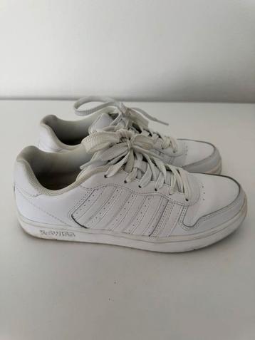 Witte K-swiss sneakers maat 41 beschikbaar voor biedingen