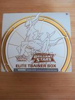Elite trainer box brilliant stars (geopend), Hobby en Vrije tijd, Verzamelkaartspellen | Pokémon, Foil, Zo goed als nieuw, Ophalen