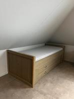 210x90 cm bed + matras + uitschuifbaar logeerbed steigerhout, 90 cm, 210 cm, Eenpersoons, Zo goed als nieuw